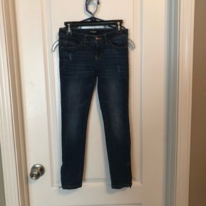 Girl’s dark wash skinny jeans size 7